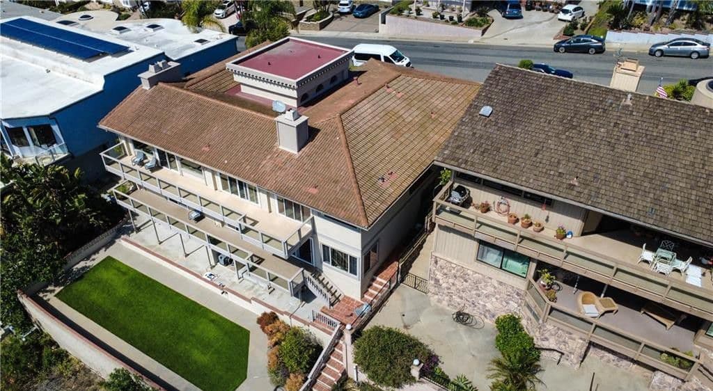Aerial view of 3911 Calle Andalucia and its balconies